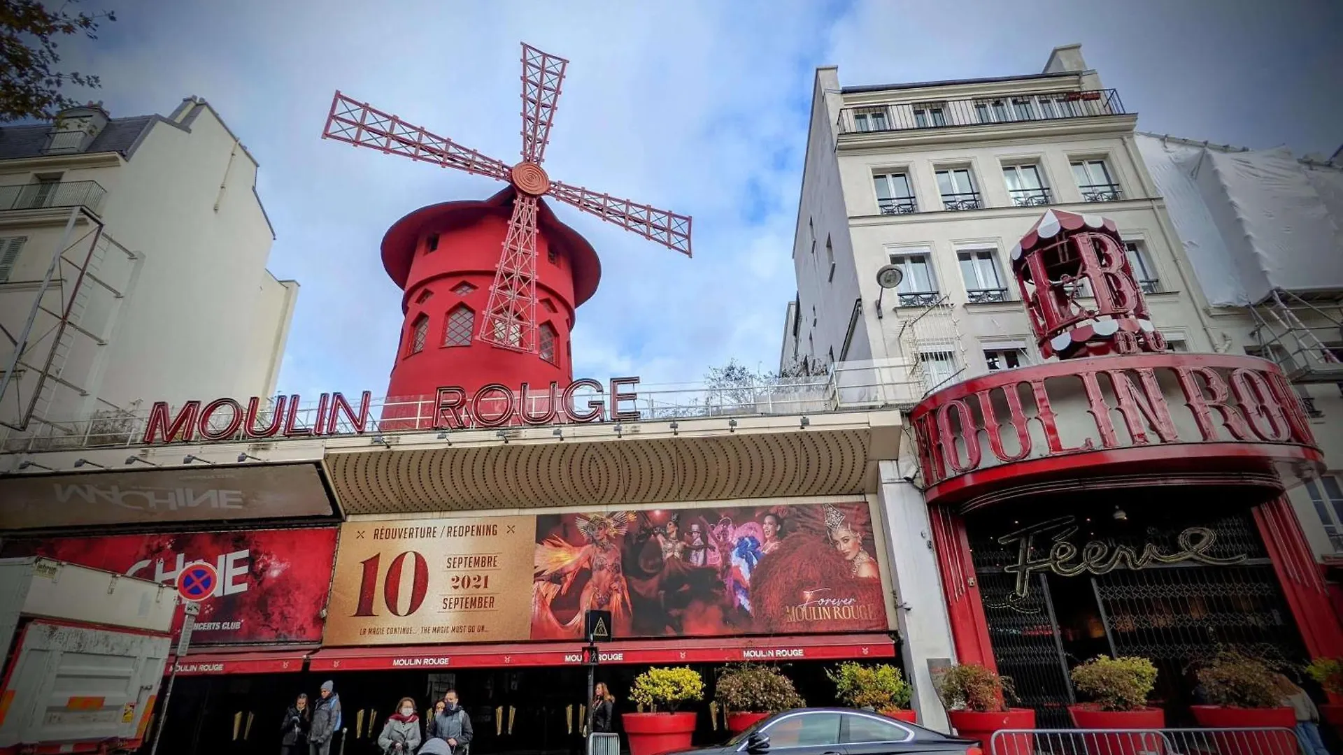 Fully Renovated In Montmartre Paris